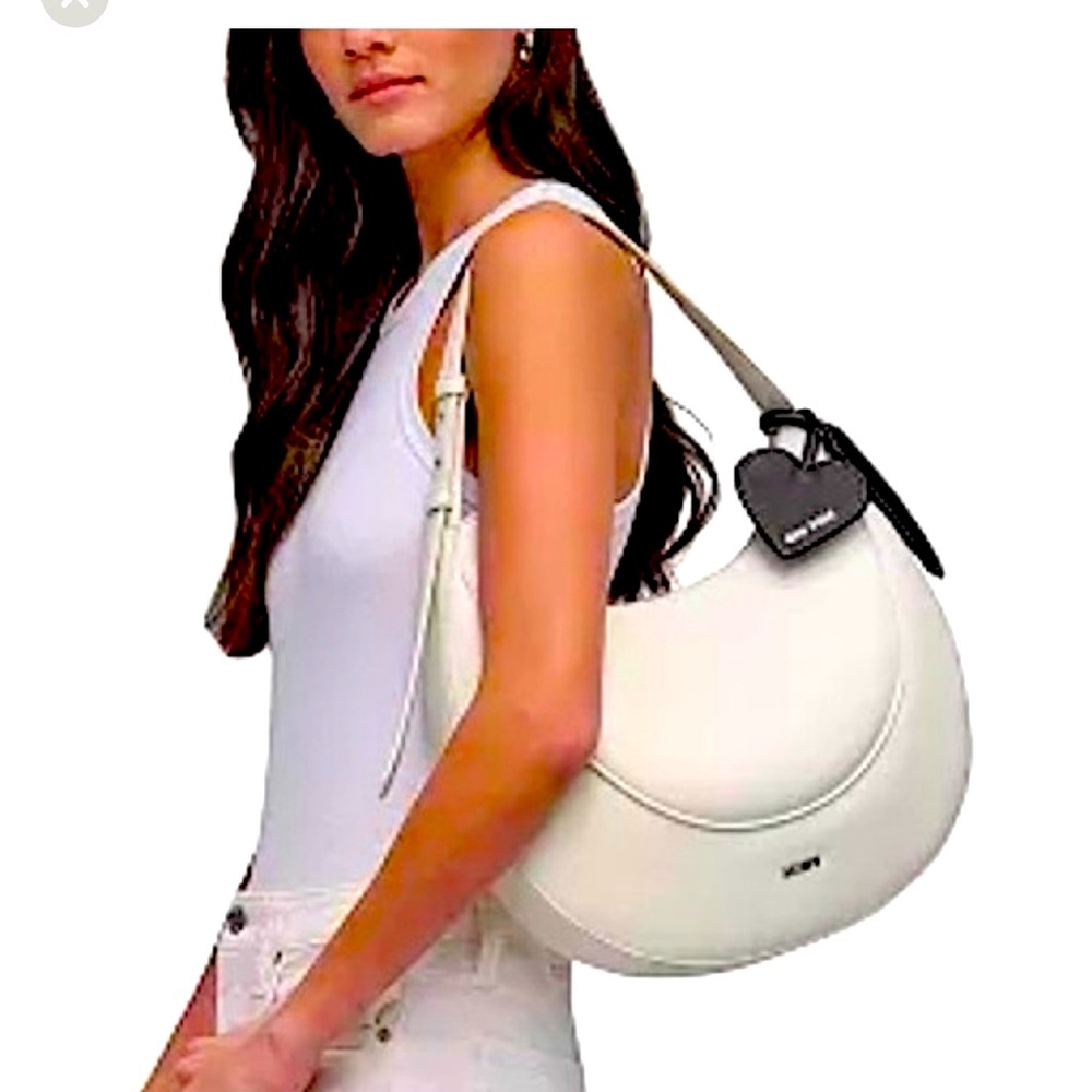 DKNY Elegant White Shoulder Bag